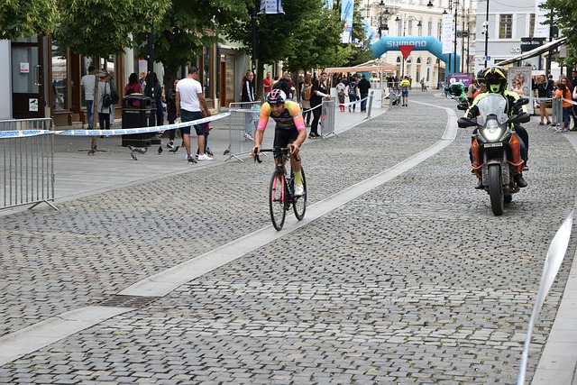 的整体攻势 的整体攻势